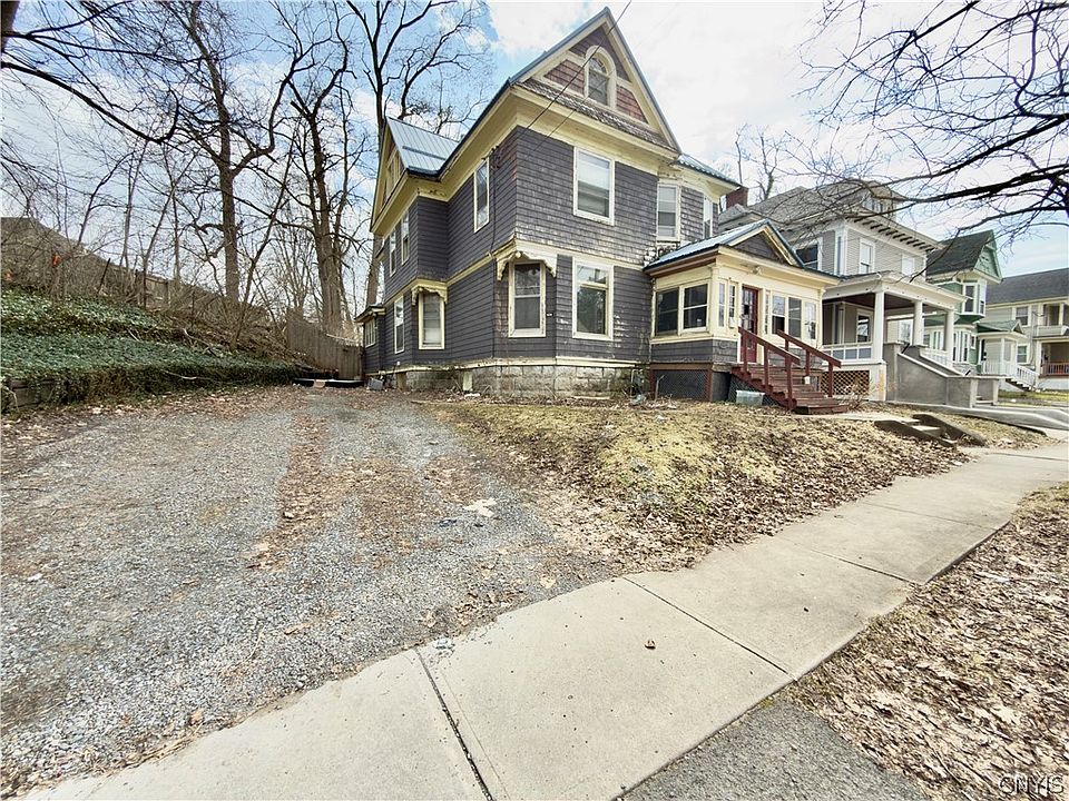 1st image of 30 Westlake Ave