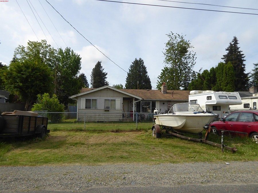 1st image of 226 171st St S