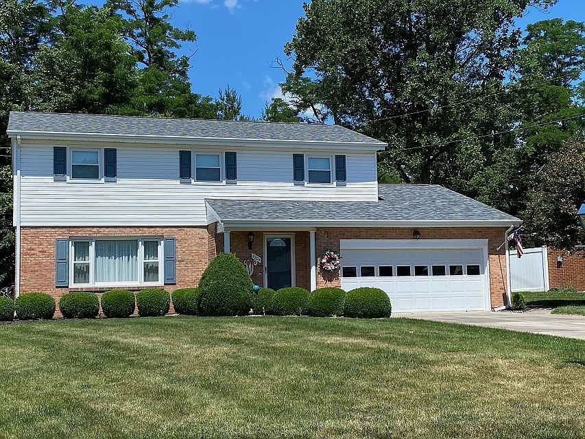 1st image of 2204 Parkdale Dr