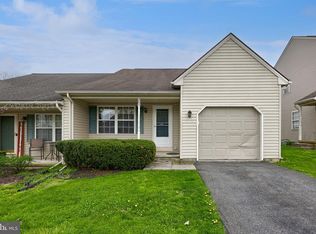 205 Elmshire Dr, Lancaster, PA 17603