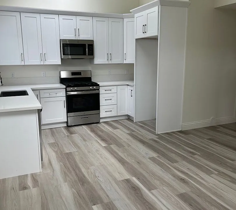 Hillandale Palms