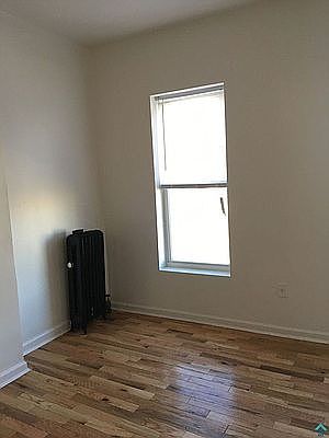 2nd image of 1900 Bergen St #2F