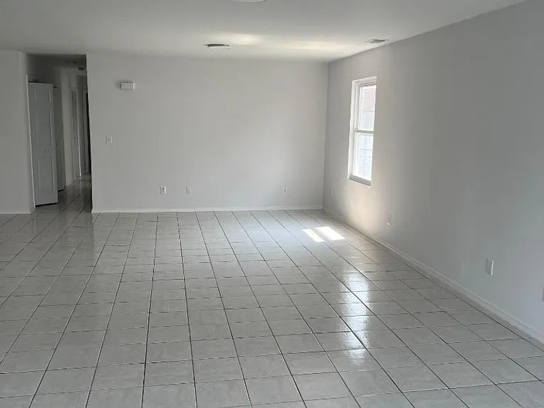621 Elizabeth Ave — Photo 9