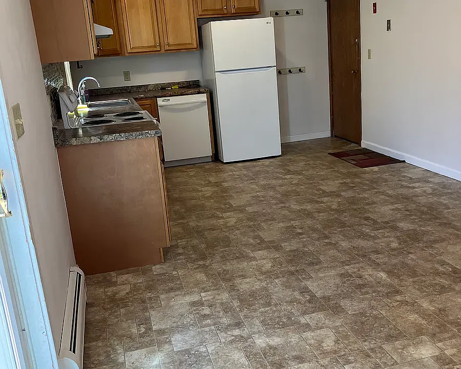 24 Palm Dr #24