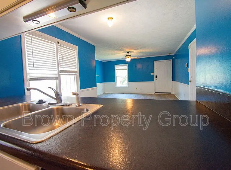 2846 Copenhagen Dr — Photo 6