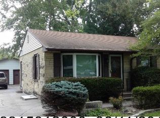 5742 Gladstone St, Lincoln, NE 68507