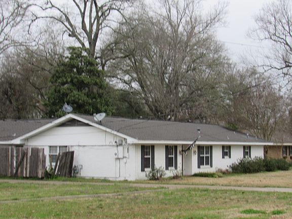 3rd image of 4107 Woodway Dr
