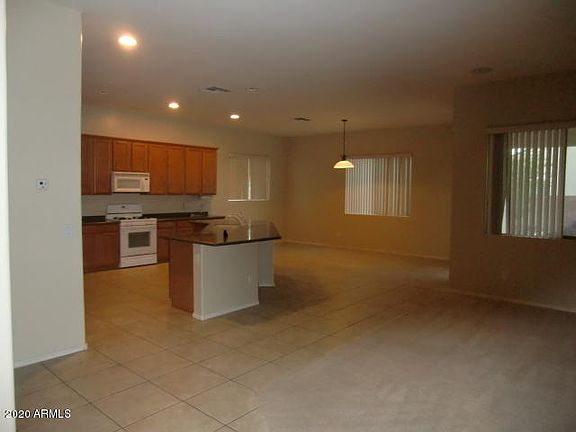 4th image of 3454 E Sparrow Pl