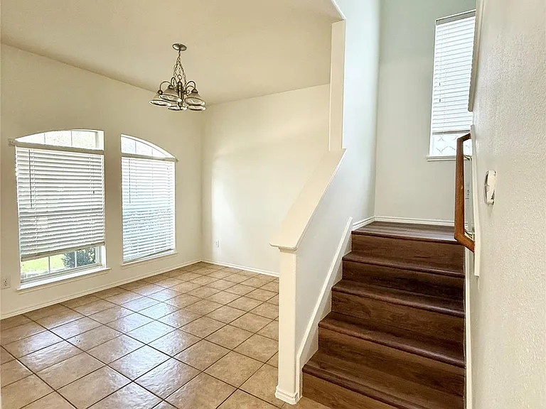 24623 Colonial Maple Dr — Photo 5