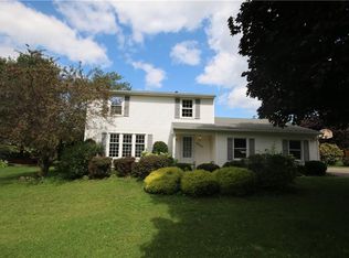 2213 Bear Creek Dr, Ontario, NY 14519