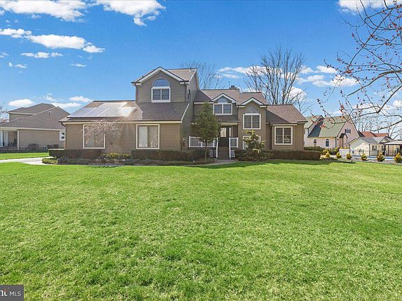2nd image of 2190 Conley Dr