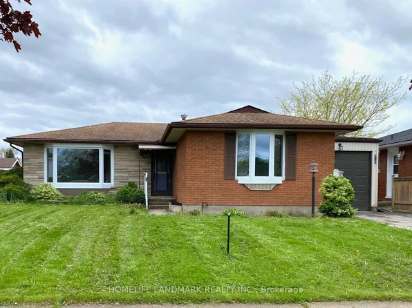 6986 Centennial St, Niagara Falls, ON L2G 2Z1