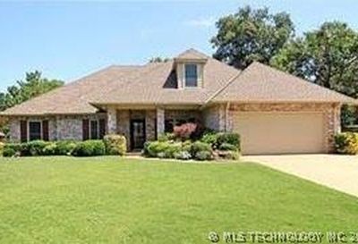 2863 E 89th St, Tulsa, OK, 74137