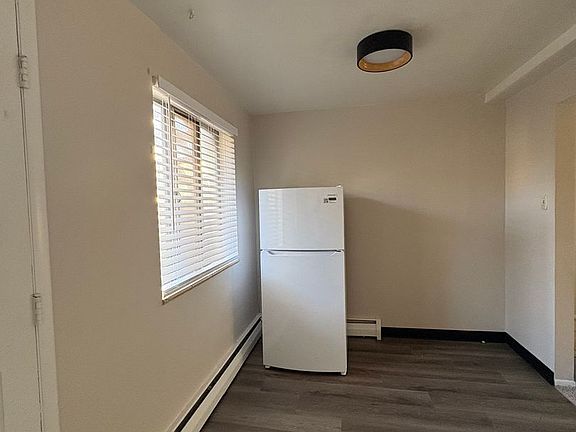 4th image of 85 Harlan St #3