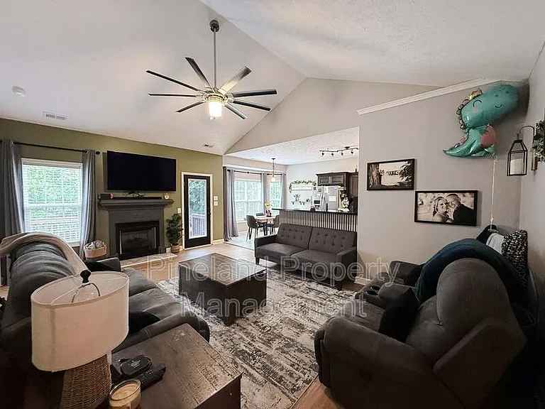 229 Scarlet Oak Dr — Photo 3