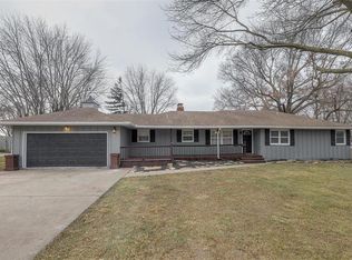 701 SW 4th Ter, Lees Summit, MO 64063