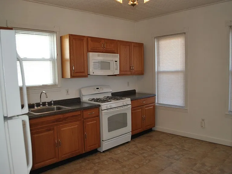 40 I St #3 — Photo 4