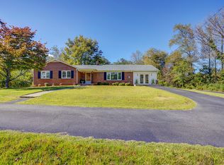 155 Dry Hill Rd, Ferrum, VA 24088