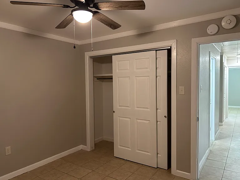 1595 Bellfort Dr — Photo 13