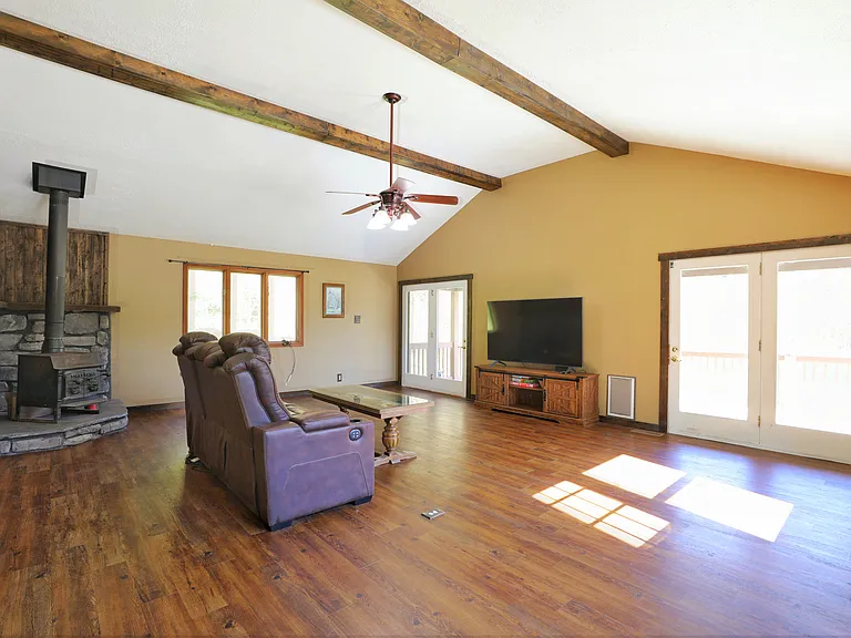 13600 Waverly Point Rd — Photo 14