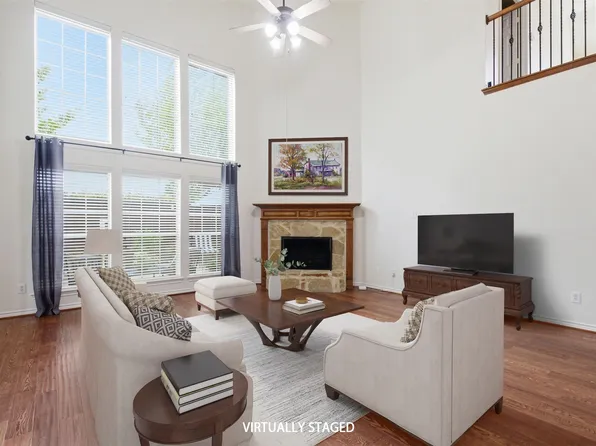 2305 Trickling Creek Dr, Garland, TX 75041