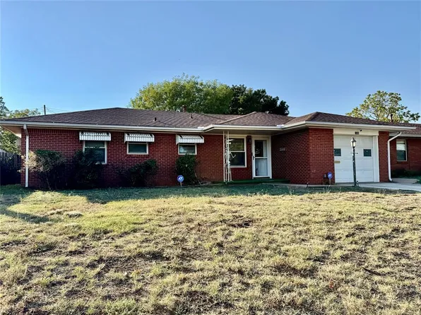 1408 N Market St, Cordell, OK 73632