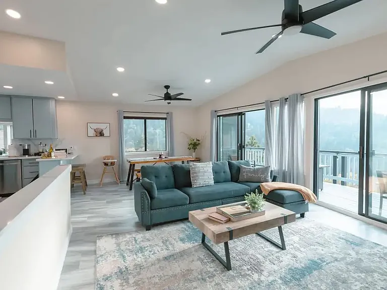 805 Berne Dr — Photo 11