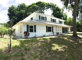 1015 Lake Gracie Dr, Eustis, FL 32726