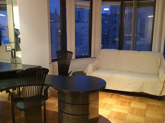 4th image of 330 E 38th St APT 35H