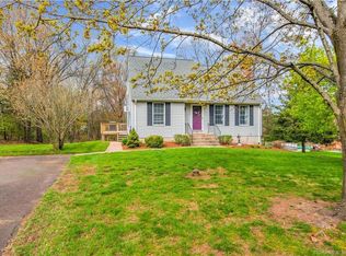 116 Bramblebush Rd, Manchester, CT 06040