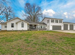 152 Quarter Horse Lane, Galena, MO 65656