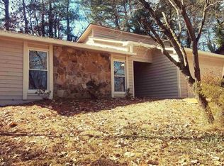 986 Tahoe Trl, Lilburn, GA 30047