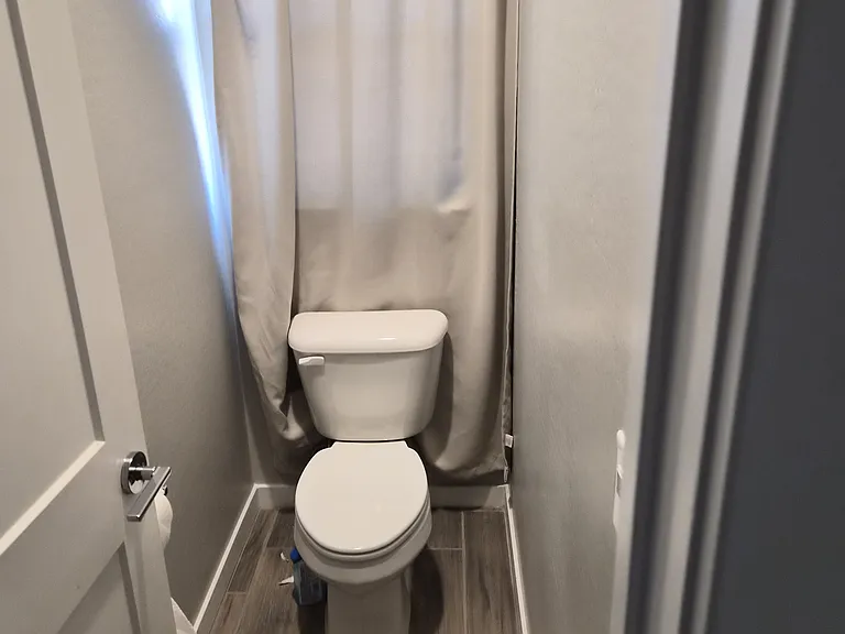 1376 E Avenida Isabela — Photo 13