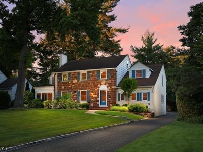 220 Wychwood Road, Westfield, NJ, 07090