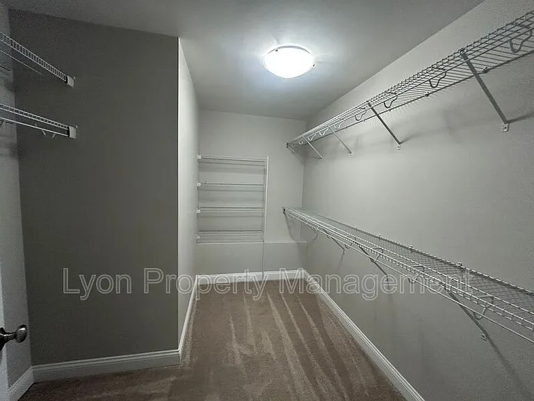 115 Coburn St — Photo 8