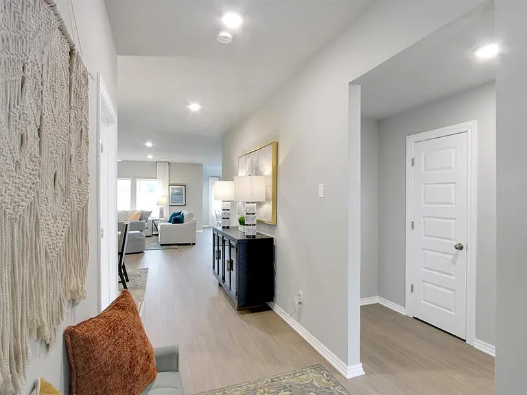 11701 SW 28th Ter — Photo 26