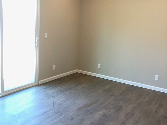 5th image of 14215 Polk St #4