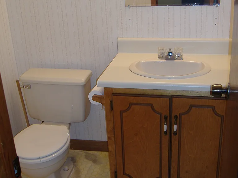 619 Johns Creek Rd — Photo 8