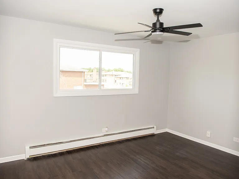 101 Oglesby Ave — Photo 27