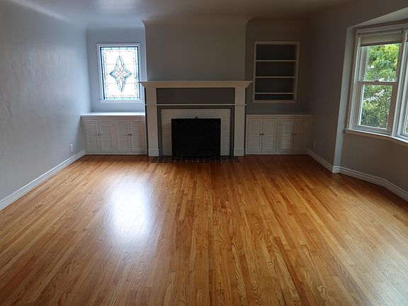2nd image of 528 S Orchard Dr