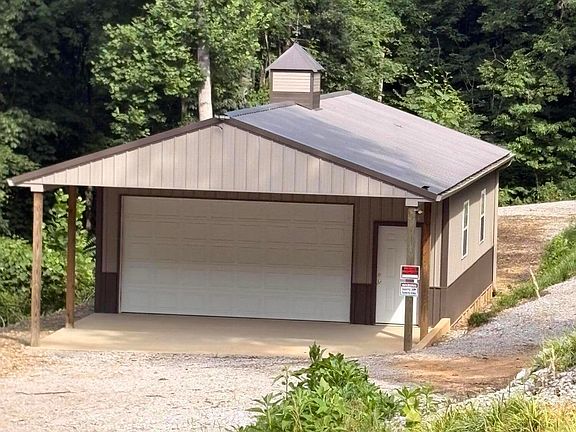 2nd image of 950 Bates Rd