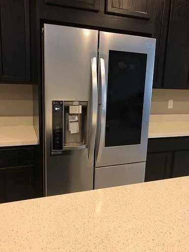 3 bed, 2.5 bath, 1944 sqft, $2,300 — Photo 4