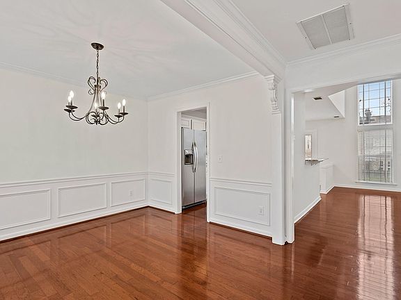 5th image of 509 Lasalle Ct