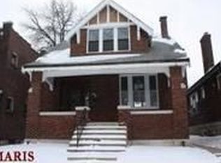1034 Veronica Ave, Saint Louis, MO 63147