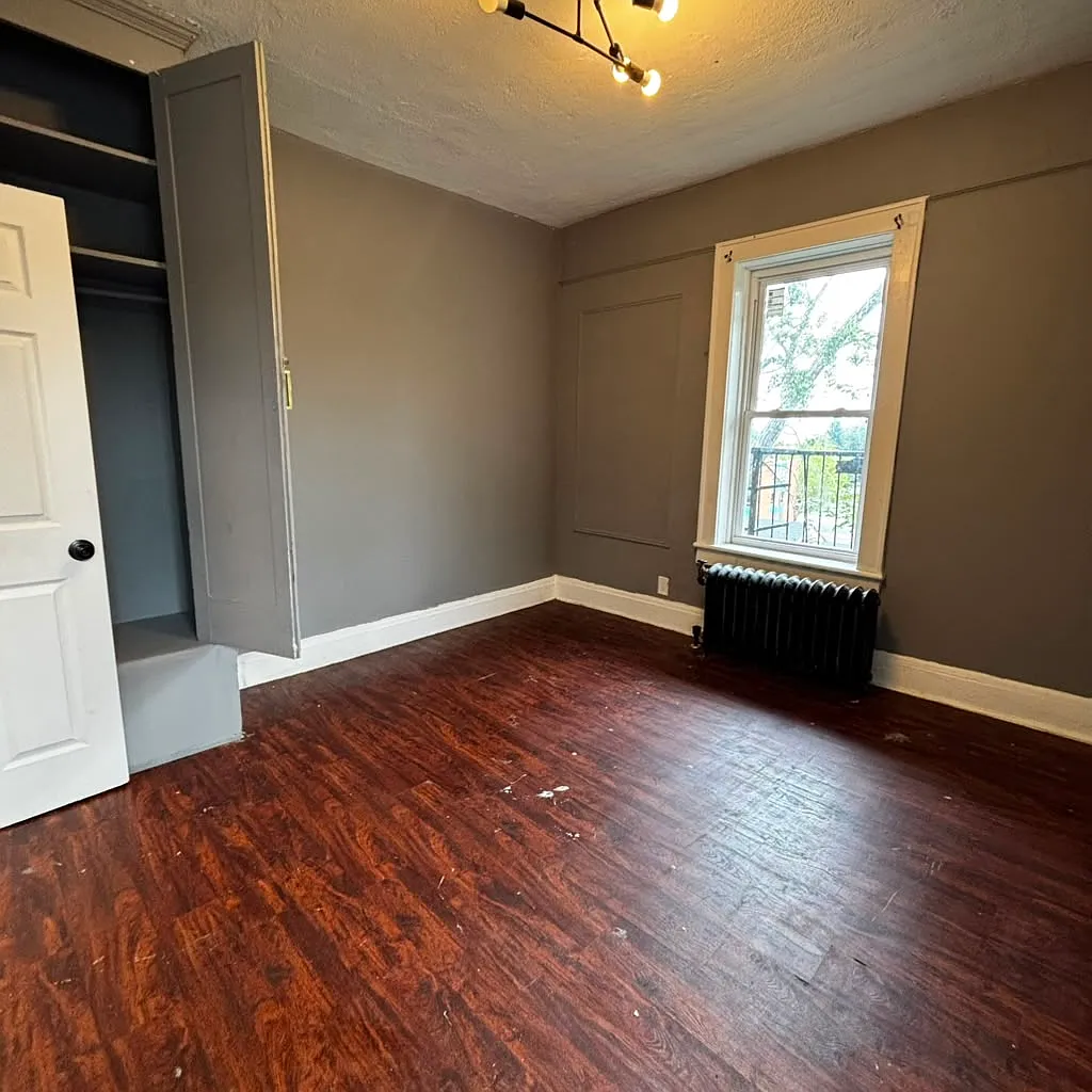 2 bed, 800 sqft, $1,750 — Photo 3