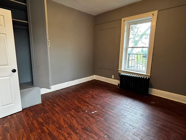 713 Arlington Ave #5C — Photo 3