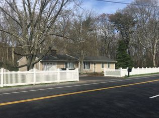 443 Cross Rd, Dartmouth, MA 02747