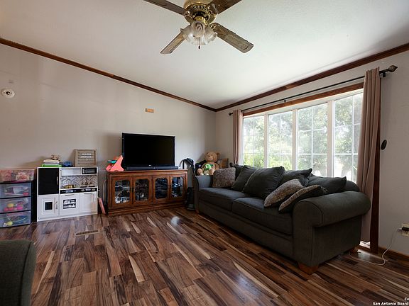 3rd image of 1008 HIGHVIEW ST