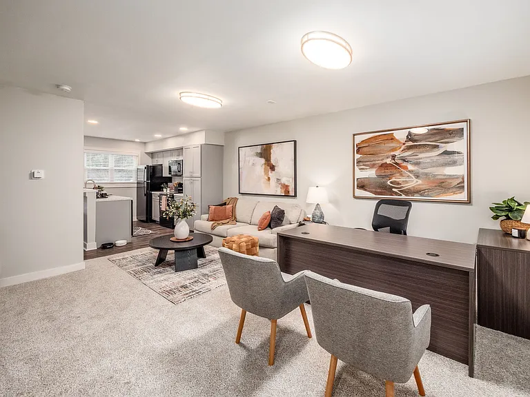 Bexley Plaza Apartments — Photo 19