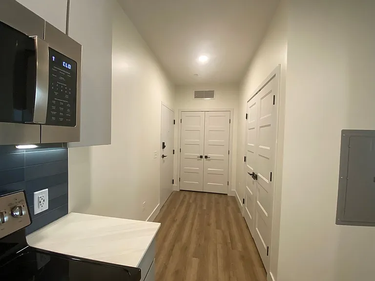 One Park Apartments — Photo 32